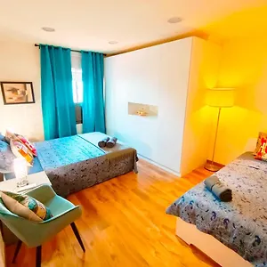  Hostal Next To Paseo De Gracia España